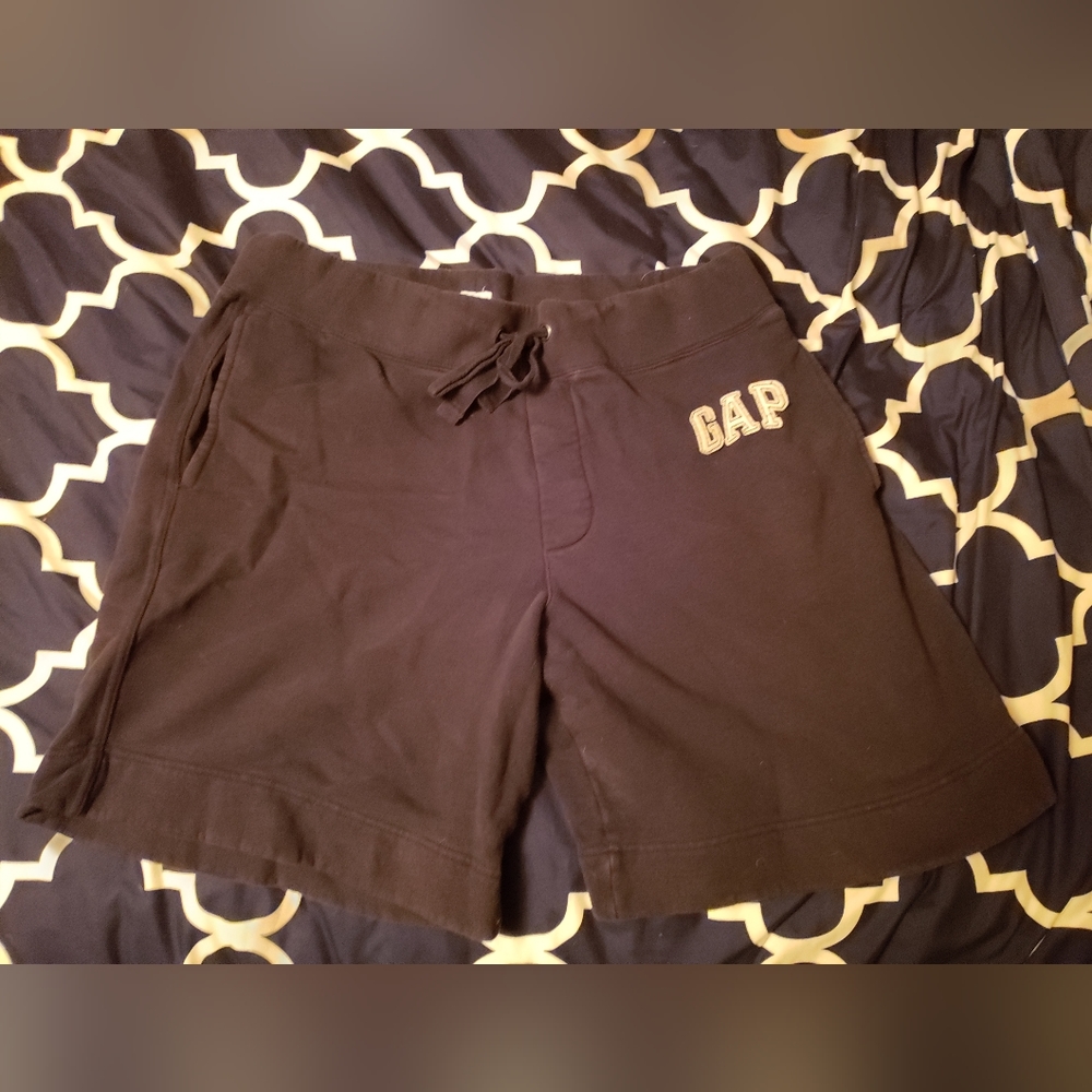 Gap shorts